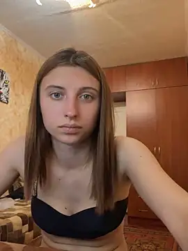 Snapshot of MilaShka29 chatting on May 31, 2:46 pm MilaShka29 online show from May 31, 2:46 pm