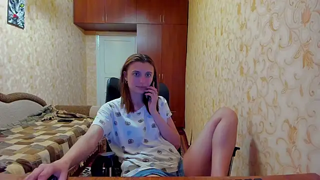 Snapshot of MilaShka29 chatting on June 12, 7:46 pm MilaShka29 online show from June 12, 7:46 pm