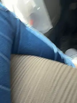 EhSOKYXZrU24451 online show from April 24, 3:53 am