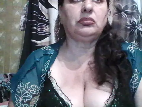 LoaqLovew online show from July 1, 6:37 am