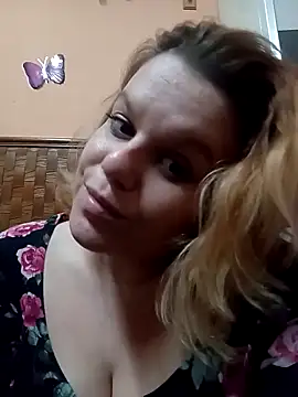 Snapshot of Maryquenn chatting on April 30, 9:08 pm Maryquenn online show from April 30, 9:08 pm