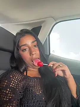 Snapshot of SaryJonex chatting on May 14, 5:20 pm SaryJonex online show from May 14, 5:20 pm