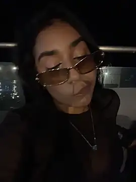 Snapshot of SaryJonex chatting on May 15, 10:50 pm SaryJonex online show from May 15, 10:50 pm