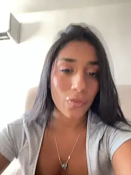 Snapshot of SaryJonex chatting on July 16, 3:07 pm SaryJonex online show from July 16, 3:07 pm