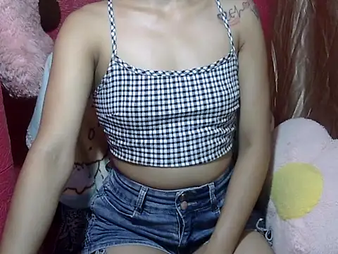 Horny WetPussy online show from June 30, 5:19 am