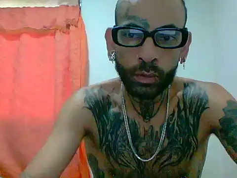 Snapshot of Demon_Rose_ chatting on July 4, 8:15 pm Demon Rose online show from July 4, 8:15 pm