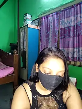 Snapshot of Scarlethoty chatting on July 26, 9:38 am Scarlethoty online show from July 26, 9:38 am