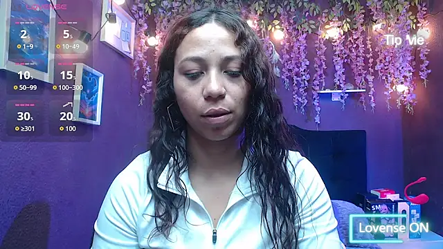 Snapshot of monik299 chatting on May 29, 1:31 pm monik299 online show from May 29, 1:31 pm