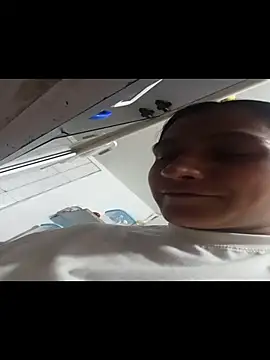 Snapshot of Leily_ass_ chatting on May 3, 11:33 pm Leily ass online show from May 3, 11:33 pm