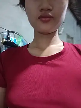 Snapshot of Rosie_LoveUU chatting on May 18, 10:37 pm Rosie LoveUU online show from May 18, 10:37 pm