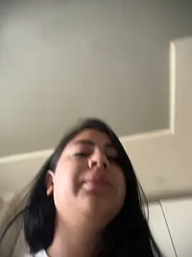 Snapshot of LilyLovell chatting on June 12, 8:13 am LilyLovell online show from June 12, 8:13 am