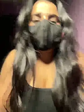 itssofi20 online show from April 25, 6:27 pm