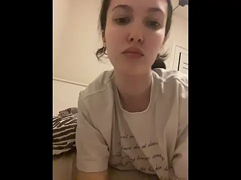 Snapshot of d0p34ng3l chatting on May 6, 6:46 pm d0p34ng3l online show from May 6, 6:46 pm