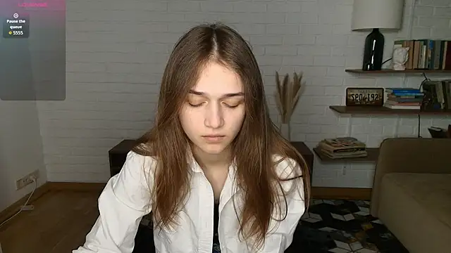 Snapshot of TeishaSprecher chatting on May 13, 9:11 pm TeishaSprecher online show from May 13, 9:11 pm