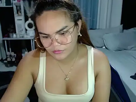 Snapshot of Kendallfoxx chatting on June 3, 6:02 pm Kendallfoxx online show from June 3, 6:02 pm