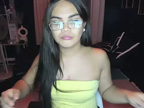 Snapshot of Kendallfoxx chatting on July 14, 5:40 pm Kendallfoxx online show from July 14, 5:40 pm