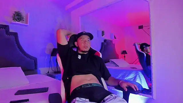 lyonGold  online show from April 26, 1:31 pm