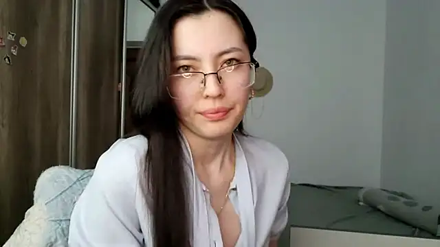 Snapshot of AshleyTropiano chatting on May 23, 2:32 pm AshleyTropiano online show from May 23, 2:32 pm