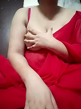 Aayaat   online show from August 5, 8:22 pm