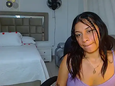 marianafine online show from April 24, 2:08 pm