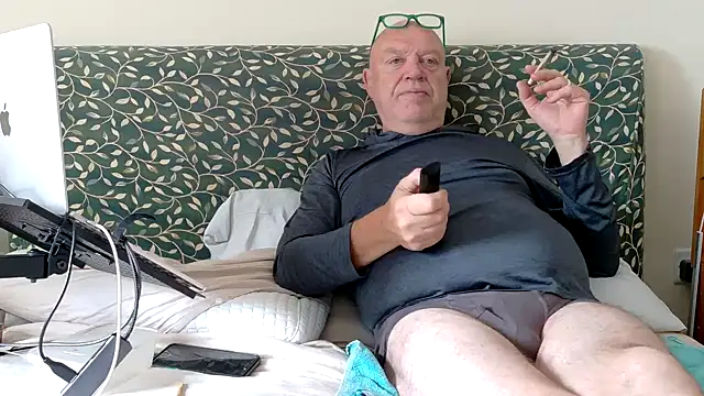 KinkCentral online show from June 19, 9:24 am