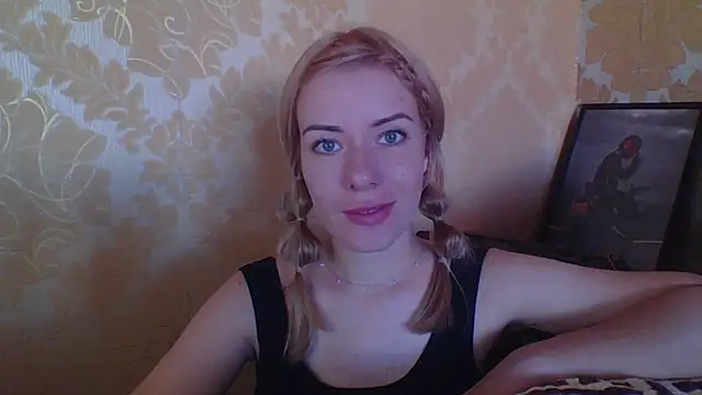 Softy Aura  online show from July 1, 4:18 pm