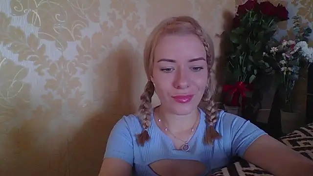 Softy Aura  online show from July 6, 10:56 am
