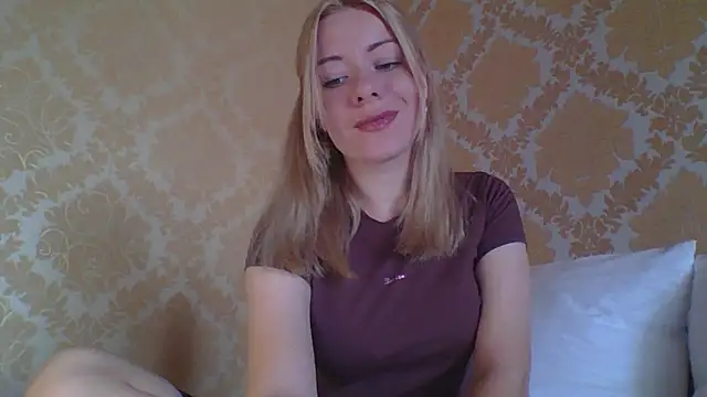 Softy Aura  online show from July 16, 11:05 am