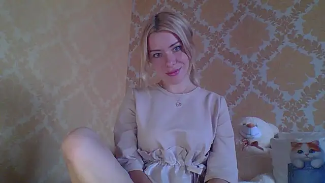 Softy Aura  online show from July 24, 3:21 pm