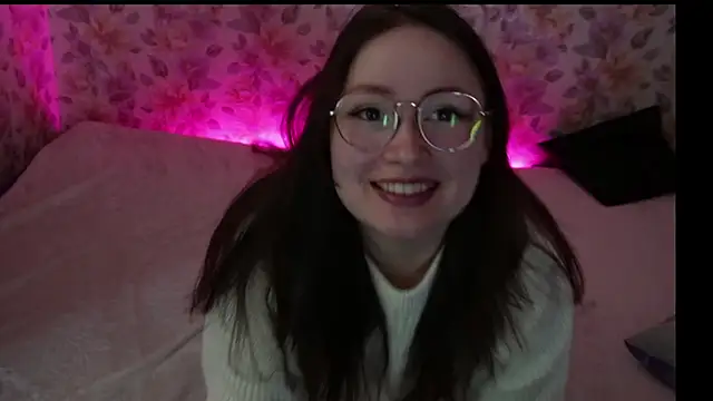 Snapshot of Tendre_Amelia chatting on June 20, 9:12 am Tendre Amelia online show from June 20, 9:12 am