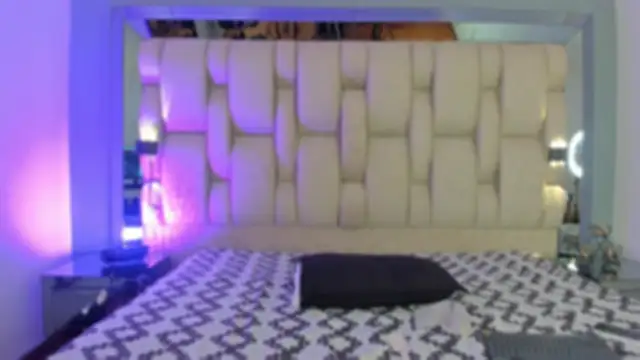 Snapshot of AriBloom7 chatting on June 28, 8:59 pm AriBloom7 online show from June 28, 8:59 pm