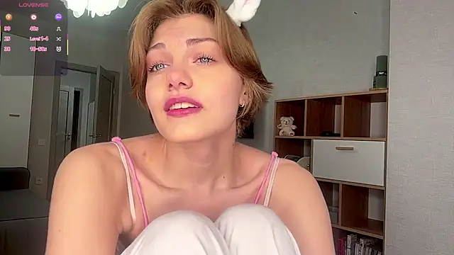 LinaFlamie online show from July 10, 10:07 am
