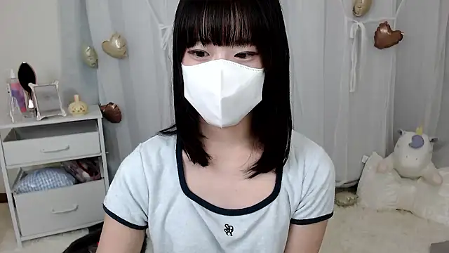 Snapshot of mii__tan chatting on May 4, 6:09 am mii tan online show from May 4, 6:09 am