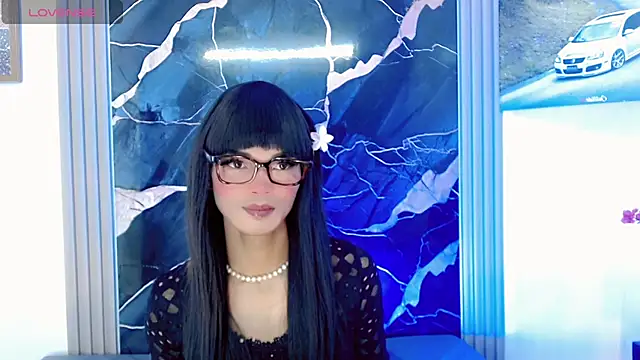 Snapshot of _emma_miller chatting on July 27, 12:23 pm emma miller online show from July 27, 12:23 pm