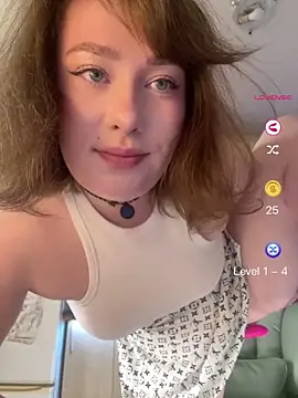Snapshot of BettyRussian chatting on April 25, 10:07 am BettyRussian online show from April 25, 10:07 am