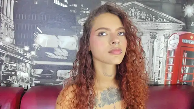 Snapshot of Caroline420_ chatting on June 11, 2:37 pm Caroline420 online show from June 11, 2:37 pm