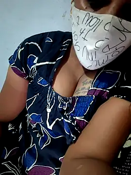 Snapshot of Tamil_Hot_HoneyBee chatting on June 3, 5:29 pm Tamil Hot HoneyBee online show from June 3, 5:29 pm