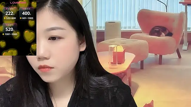 F-Yuwei online show from April 25, 1:03 pm