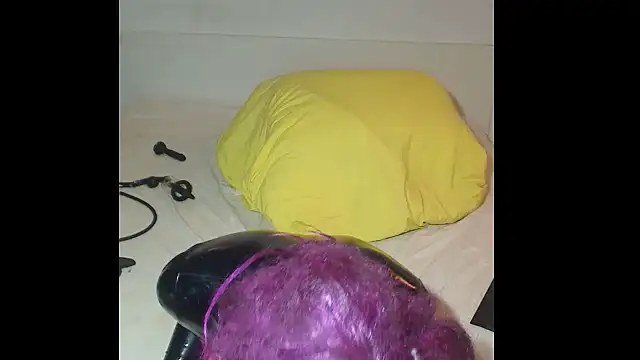 Snapshot of crazytranny chatting on November 7, 11:16 pm crazytranny online show from November 7, 11:16 pm