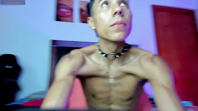 ThiagoSexy005 online show from May 30, 12:41 am