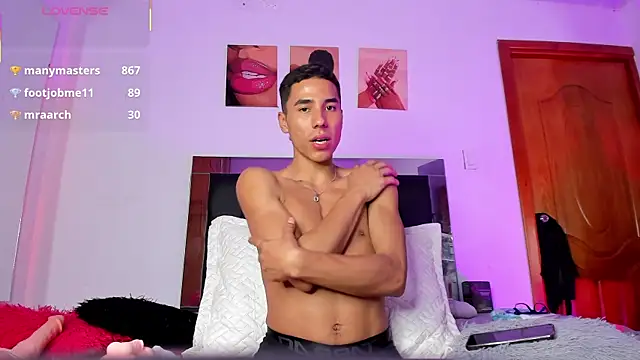 ThiagoSexy005 online show from June 7, 12:59 am