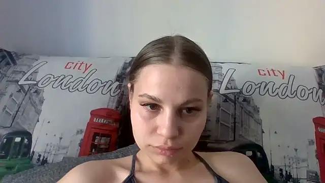 Snapshot of _Linsyy_ee_ chatting on May 16, 1:54 pm Linsyy ee online show from May 16, 1:54 pm