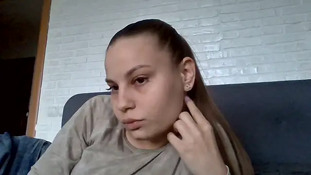 Snapshot of _Linsyy_ee_ chatting on June 4, 4:13 pm Linsyy ee online show from June 4, 4:13 pm