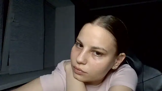 Snapshot of _Linsyy_ee_ chatting on June 10, 8:41 pm Linsyy ee online show from June 10, 8:41 pm