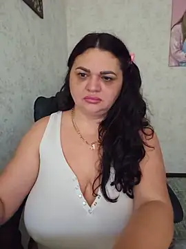 Snapshot of -CUTE-EVVIL- chatting on May 27, 6:21 am -CUTE-EVVIL- online show from May 27, 6:21 am