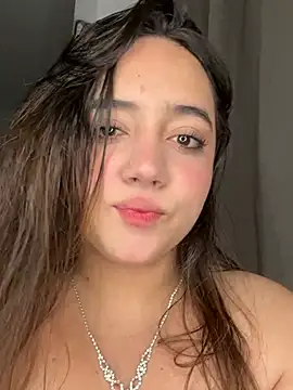 violettmonroe2 online show from May 5, 3:03 am