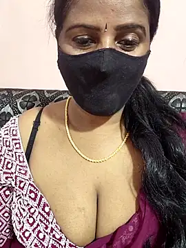 Snapshot of Sunitha-tamilponu chatting on April 29, 6:14 pm Sunitha-tamilponu online show from April 29, 6:14 pm