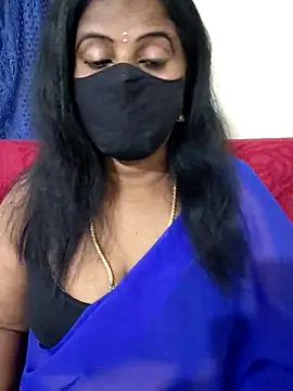 Snapshot of Sunitha-tamilponu chatting on June 4, 4:24 pm Sunitha-tamilponu online show from June 4, 4:24 pm