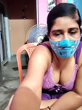 Snapshot of Rulali_44 chatting on June 11, 4:05 pm Rulali 44 online show from June 11, 4:05 pm