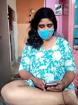Snapshot of Rulali_44 chatting on June 12, 4:33 am Rulali 44 online show from June 12, 4:33 am